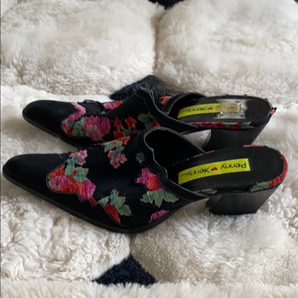 Penny Loves Kenny shoes  size 7